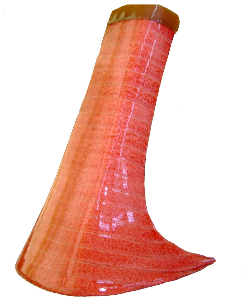 Orange skin-layered heel in high-leveled brightness