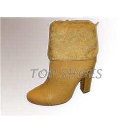 Boots-CIMG2304