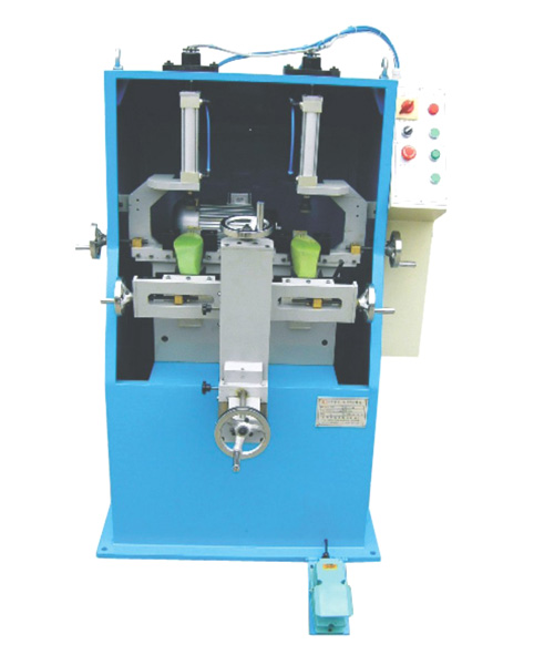 0613   Auto Pair Sandal Notching Machine