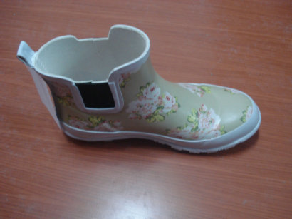 woman's rain boots