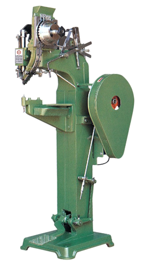 HX-732 large-scale rivet machine