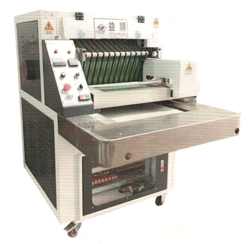 Domestic molding machines must develop energy efficient and efficient machines.