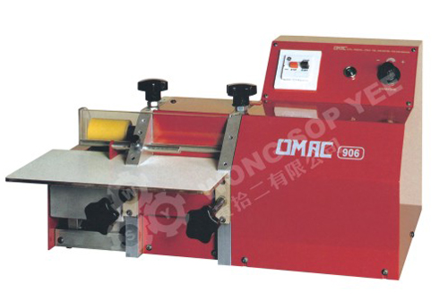 906 912 Glueing Machine 