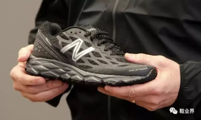 這個厲害！New Balance 獲得國防部鞋子訂單？