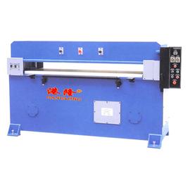 Four in close cutting machine