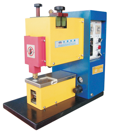 LZ-627- Hot melt adhesive edgewise latexing machine