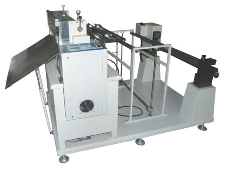 XR-550F Full automatic cutting machine (automatic feeding)