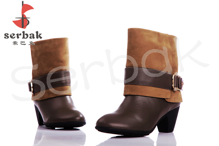 Serbak woman’s Martin boots, black and brown leather boots, European fashion, belt buckle