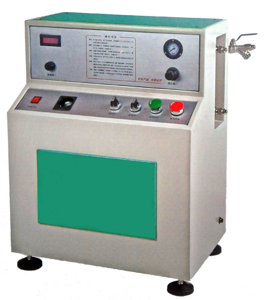 Closed gluing machine