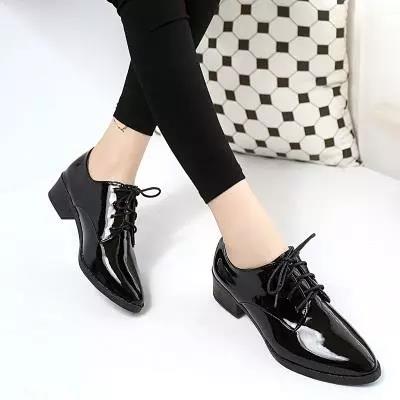  The shoe lining, mirror PU, PU.