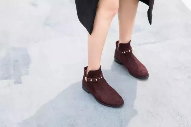  The shoe lining, mirror PU, PU.