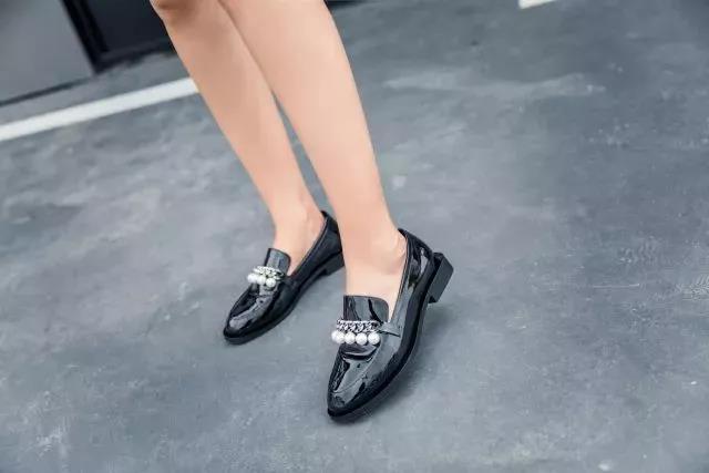  The shoe lining, mirror PU, PU.