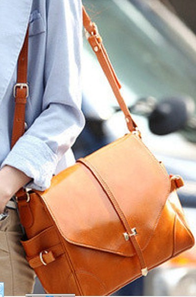 Leather female bag 015