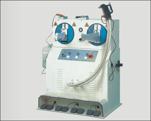 Boots tube flattening machine