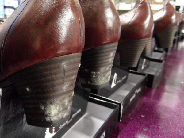 Full mildew proof scheme for high heels
