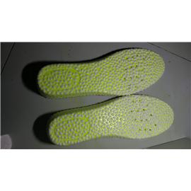 Etpu 爆米花内增高鞋垫，有三个规格的高度1.5㎝/2.5cm/3.5cm ，号码为35到45 