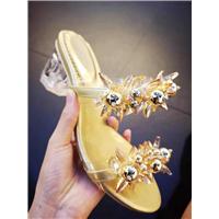 广州昕蕾鞋业新款式水晶玻璃饰品凉鞋图片