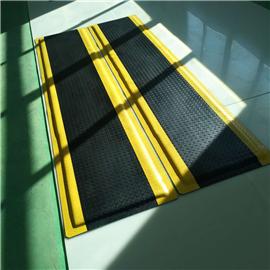 广东PVC防静电胶板，绿色防静电胶垫，抗疲劳地垫工厂