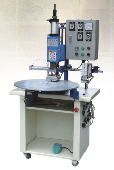 YL-8842气压多工位布標转印机 热转印机 商标转印机