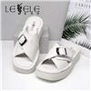 LESELE|萊思麗2022夏季新款時尚扣飾舒适涼鞋LB2329