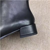 新款！STUART WEITZMANSW美遍全世界的短靴来袭，精致有力的尖头鞋Clinger短靴 面进口小牛皮 内里全羊皮 模具防伪大底 跟高3.5Cm 码数35-3图片