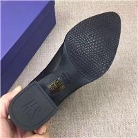 新款！STUART WEITZMANSW美遍全世界的短靴来袭，精致有力的尖头鞋Clinger短靴 面进口小牛皮 内里全羊皮 模具防伪大底 跟高3.5Cm 码数35-3图片