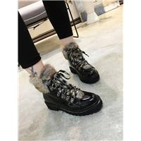 休闲鞋图片