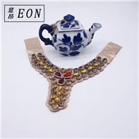 定制款女性皮革玻璃镶水钻手工加工凉鞋鞋花 高品质鞋扣热销批发图片