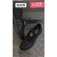 2030克休闲鞋图片
