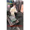 浙江塑料模具制造 宠物塑料模具图片